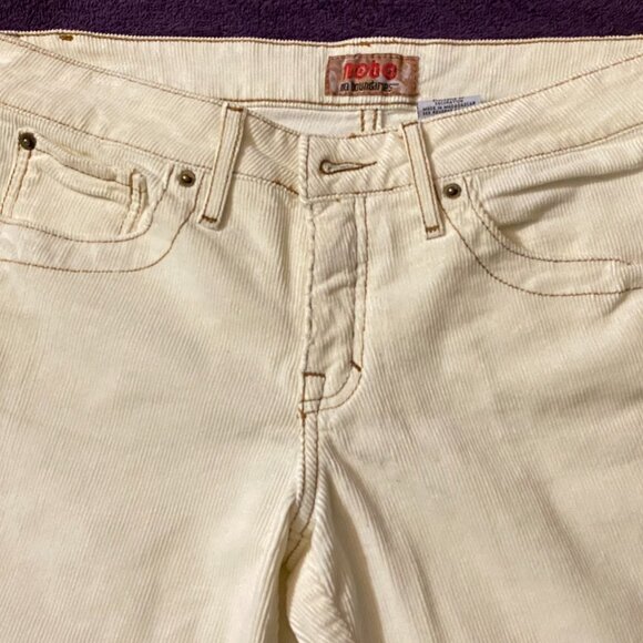 No Boundaries Ladies Corduroy Pants Size 11 (Juniors) - Picture 4 of 8